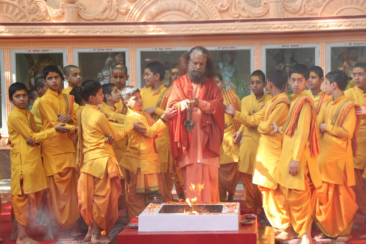 *💥महाराणा प्रताप जयंती पर उनकी देशभक्ति, शौर्य, साहस और मातृभूमि के प्रति निष्ठा को नमन**✨परमार्थ निकेतन में विशेष यज्ञ कर अर्पित की श्रद्धाजंलि*