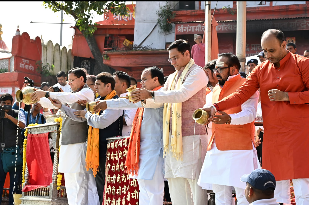 प्रधानमंत्री श्री नरेन्द्र मोदी के सरकार प्रमुख के रूप में राष्ट्रसेवा के 25 वर्ष पूर्ण होने पर उत्तराखंड मंत्रिमंडल ने पारित किया धन्यवाद प्रस्ताव